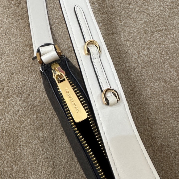 Michael Kors Jet Set Travel Small Logo Shoulder Bag with Pouches - Picture 12 of 16